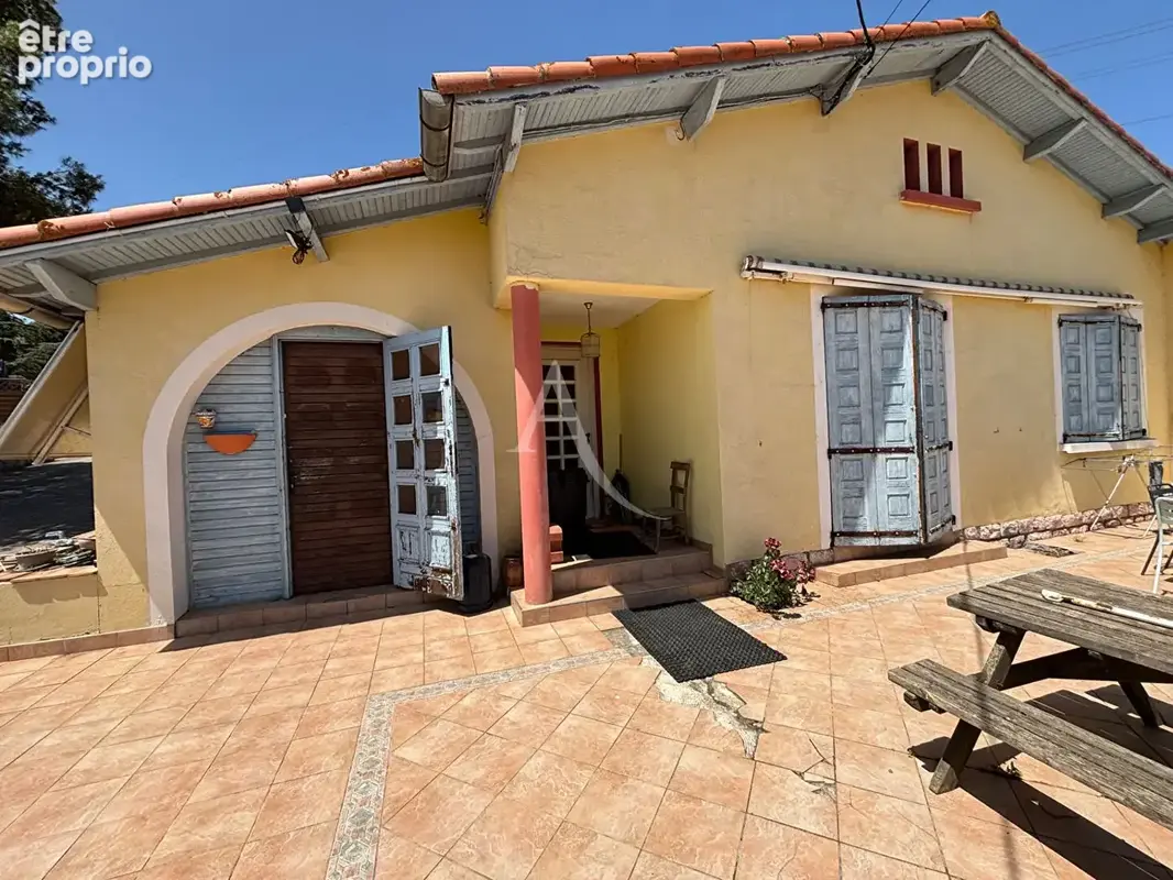 Maison à VILLENEUVE-MINERVOIS