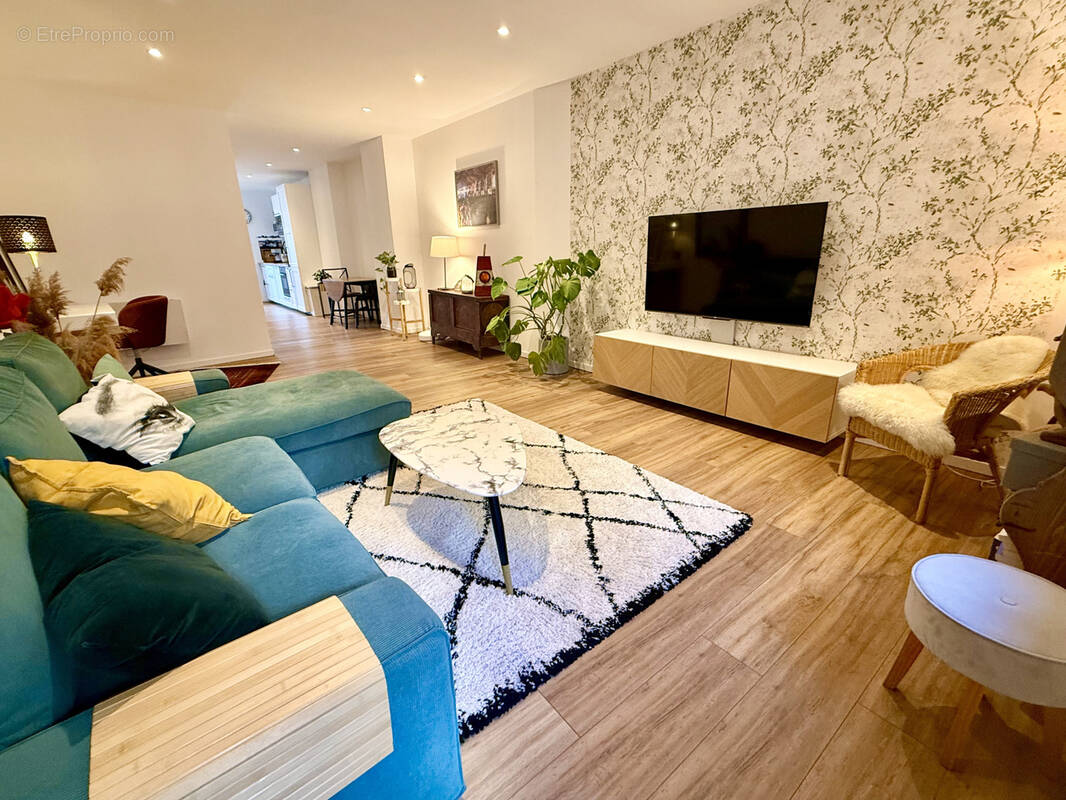 Maison à VILLENEUVE-LES-MAGUELONE