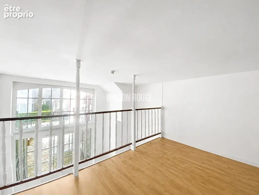 DINARD CENTRE : T4 avec cour privative à deux pas de la plage de l'Écluse - photo 5