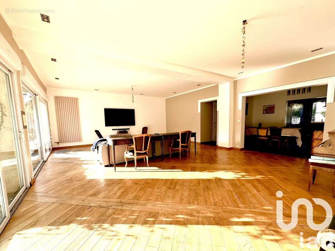 Photo 4 - Maison à SAINT-MAUR-DES-FOSSES