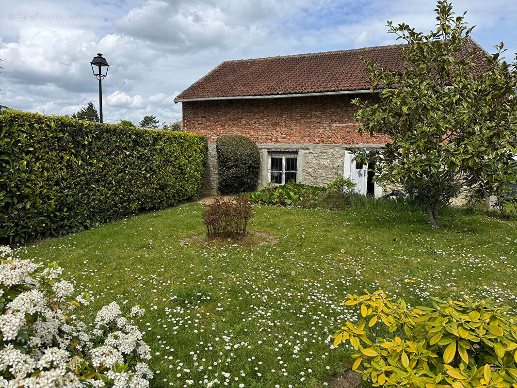 Maison à SAINT-NOM-LA-BRETECHE