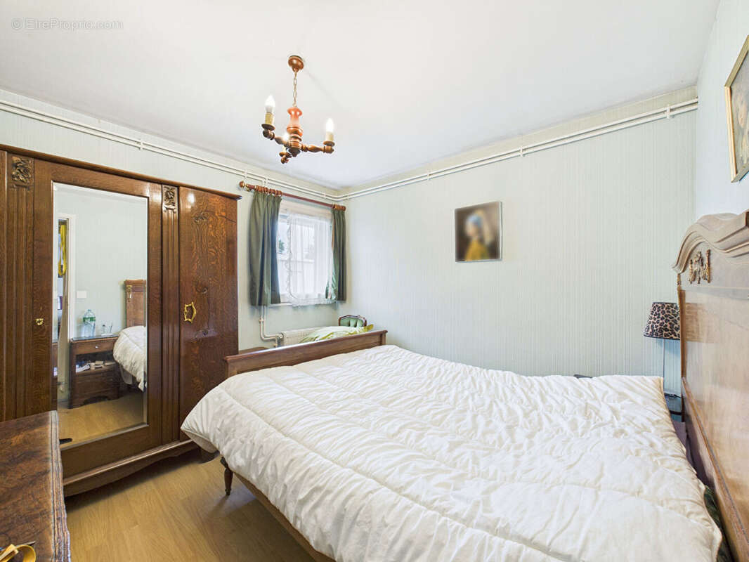 Maison à SAINT-ELOY-LES-MINES