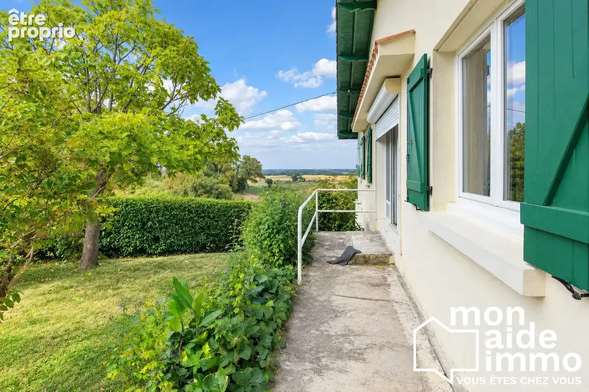Maison 6 pièces 89 m² à vendre à Hagetmau (40700) - photo 2