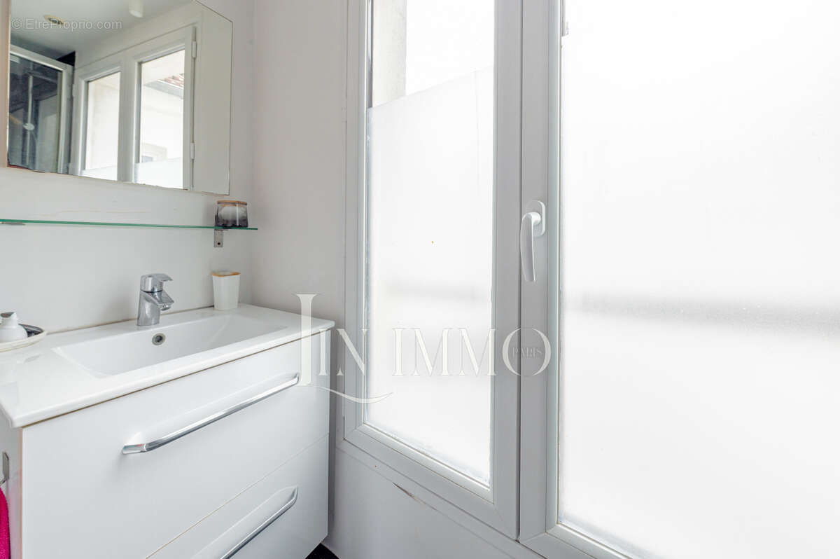 Appartement à PARIS-11E