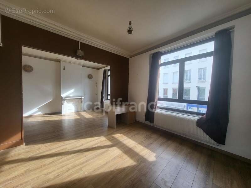 ***Le Havre-Marechal Joffre***idéal investisseur***Triplex de 158m², Dpe C, copropriété bénévole (43€ de charges/m) avec 5 chamb - photo 2