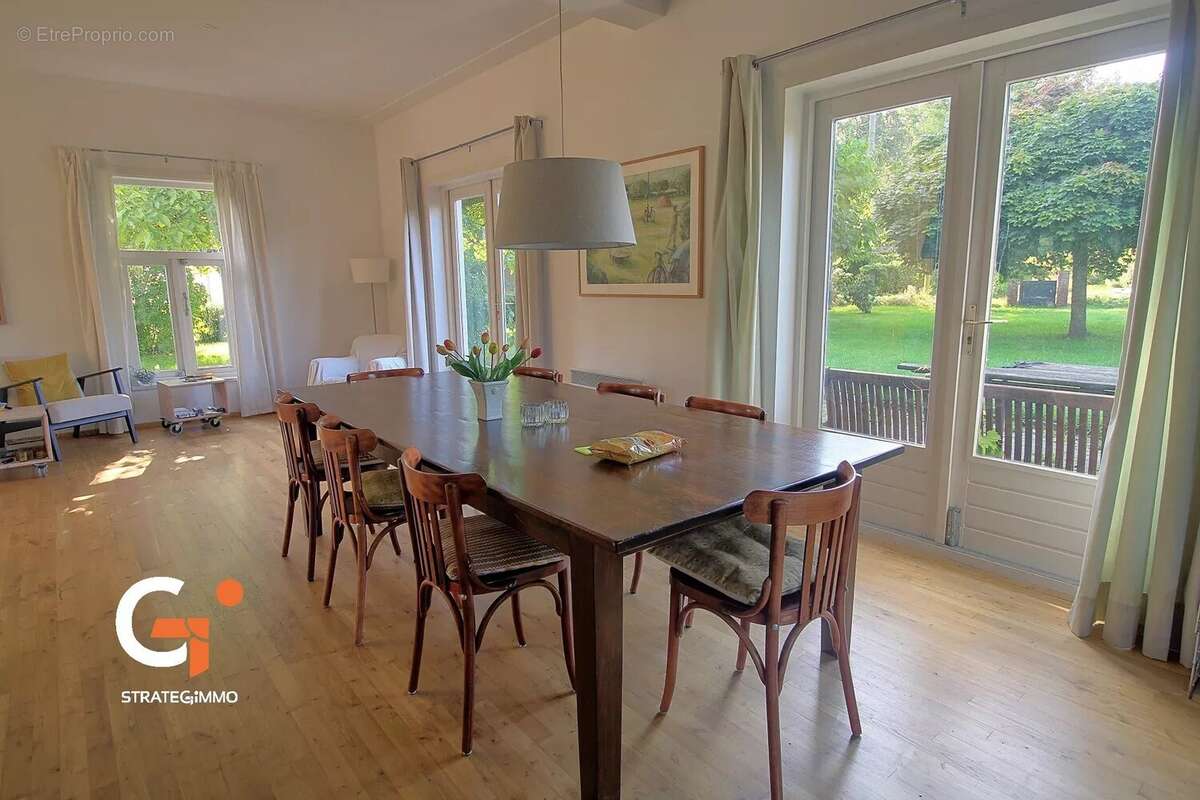 Maison à OUVILLE-LA-RIVIERE