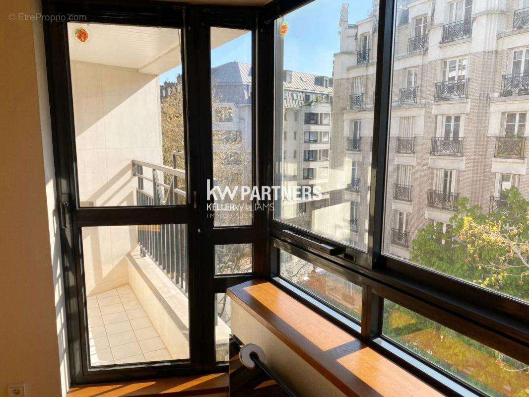 Appartement à PARIS