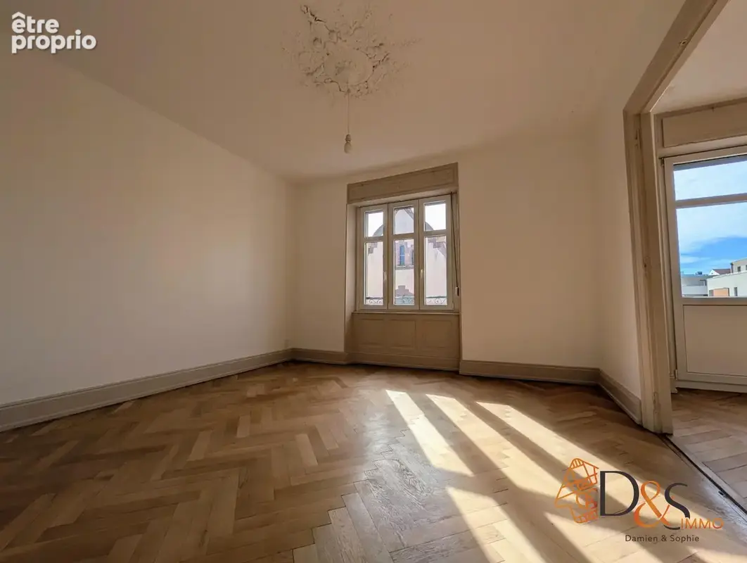 Appartement 4 pièces 110 m² à vendre à Mulhouse (68100) - photo 2