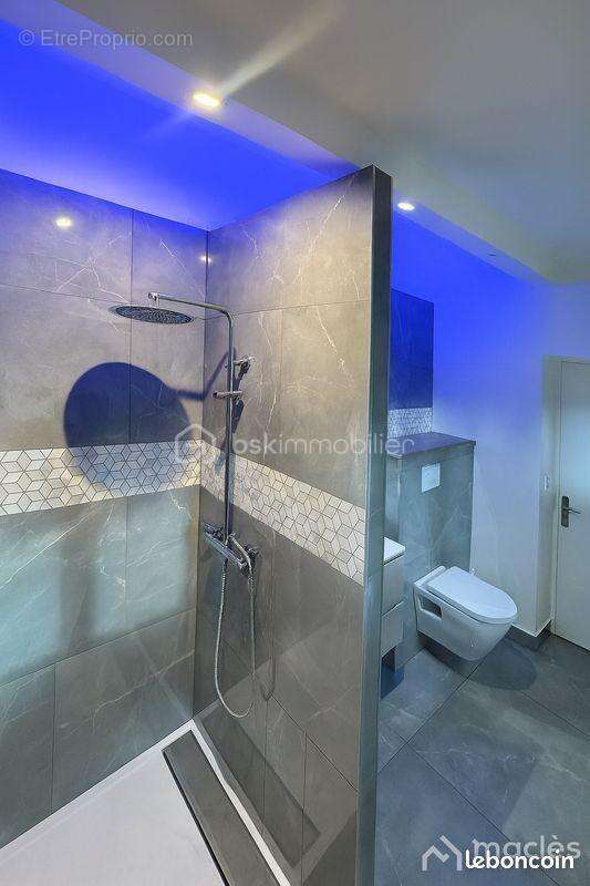 Maison à LE THILLAY