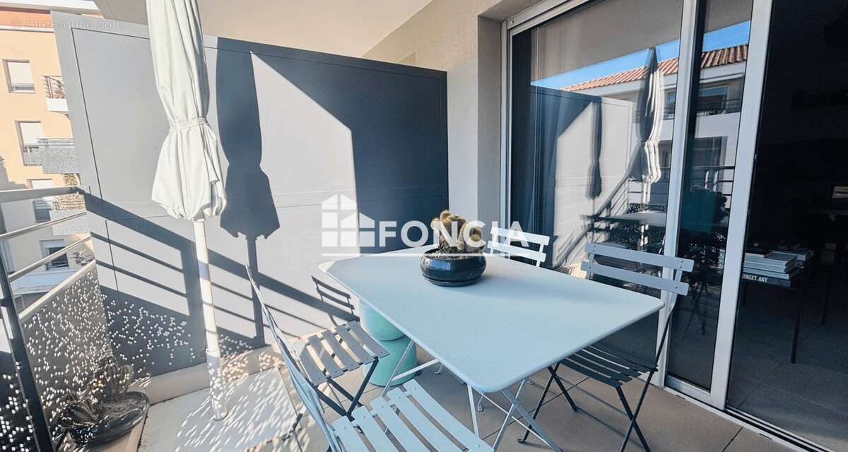 Appartement à SIX-FOURS-LES-PLAGES