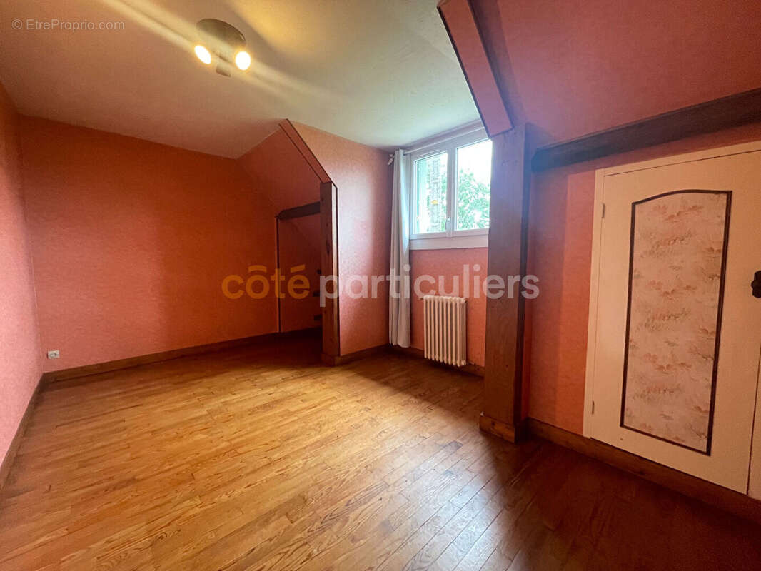 Maison à LE MOLAY-LITTRY