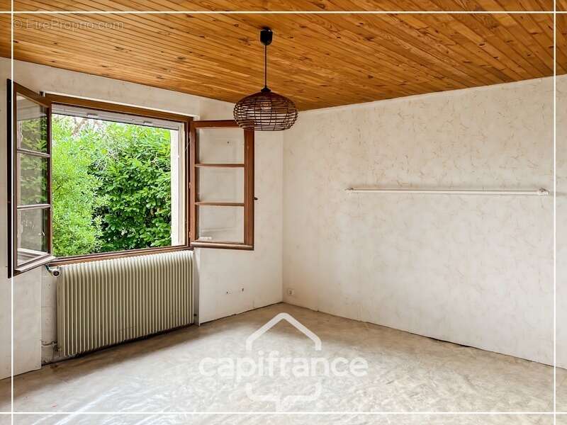 Maison à CASTELCULIER