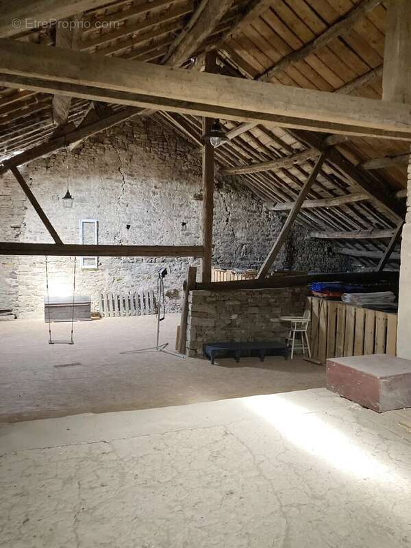 Maison à COIFFY-LE-HAUT