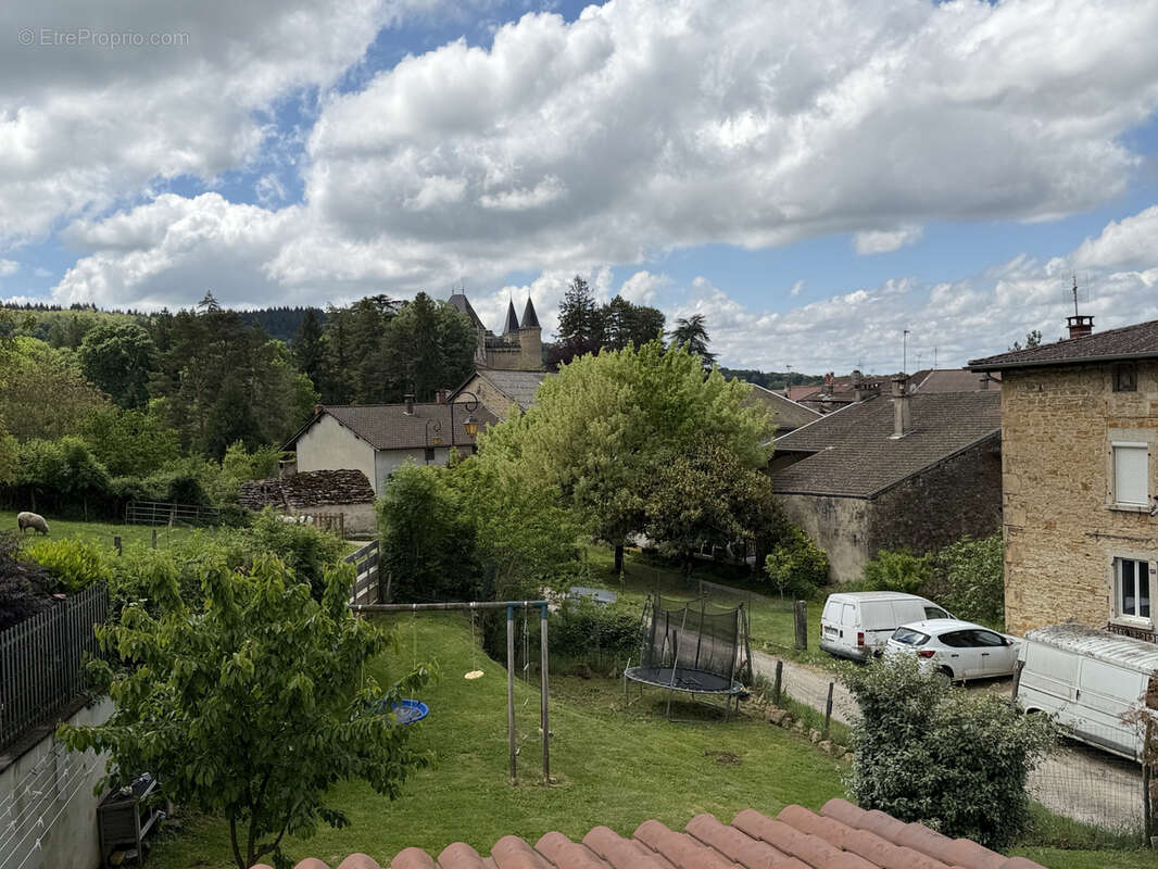 Maison familiale rénovée avec piscine   Saint-Jean-le-Vieux - photo 4