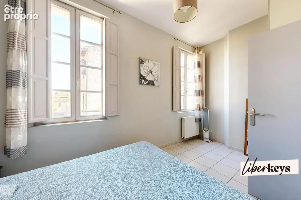  Appartement T2 Intra-Muros proche de la place CRILLON - photo 4