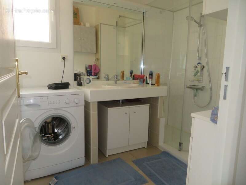 Belle MAISON sur 2 niveaux de 95 m3 à vendre centre ville de DIGNE LES BAINS (04) - photo 15