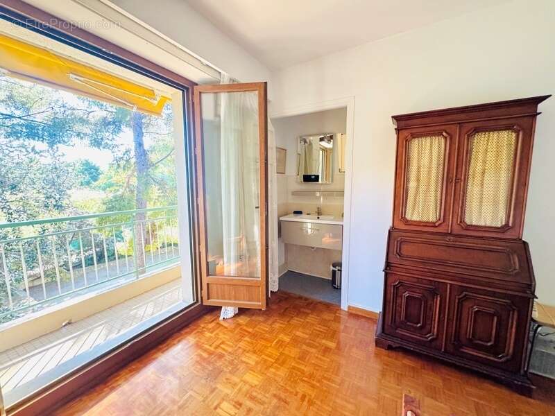 Appartement à MARSEILLE-9E