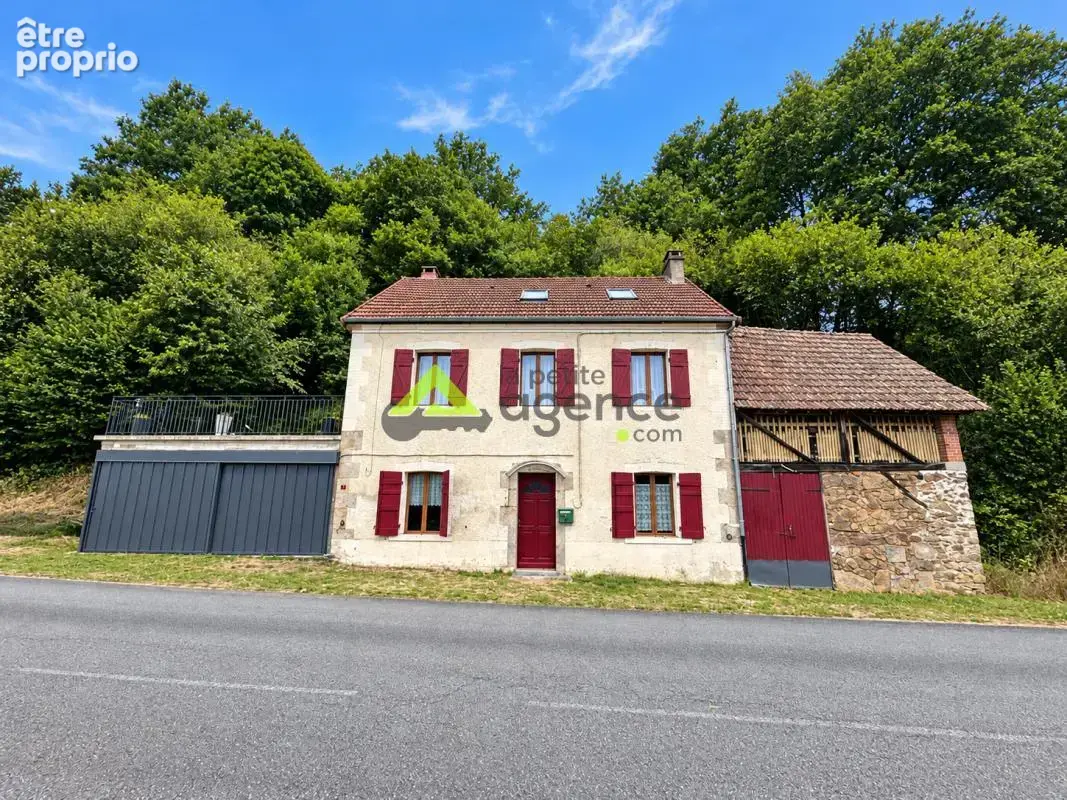 Maison à CROZE