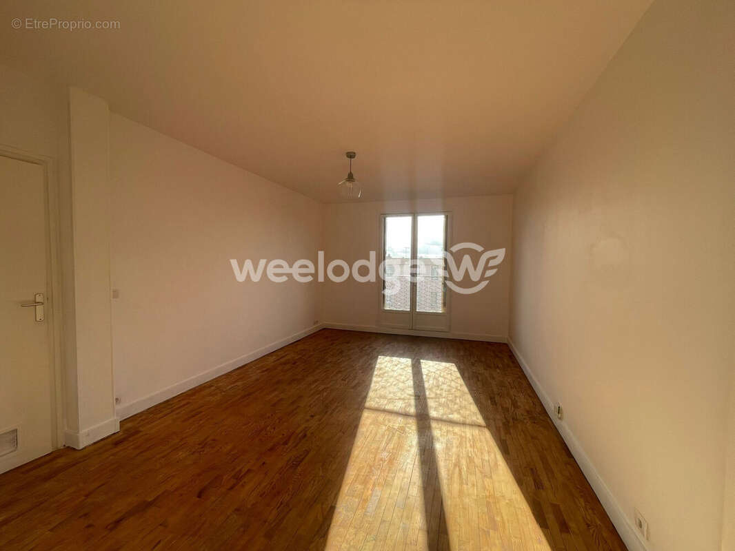 Appartement à LE BLANC-MESNIL