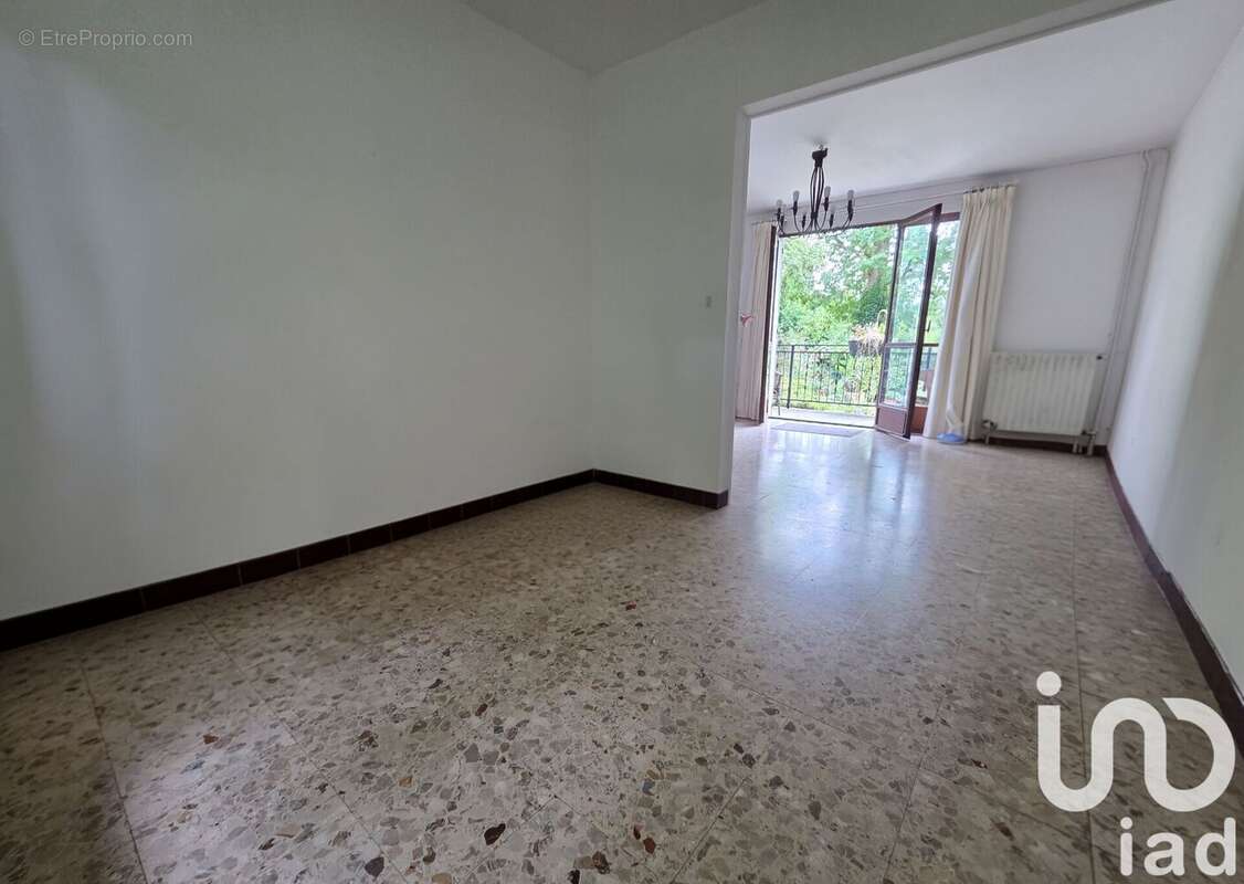 Photo 5 - Maison à LAMORLAYE