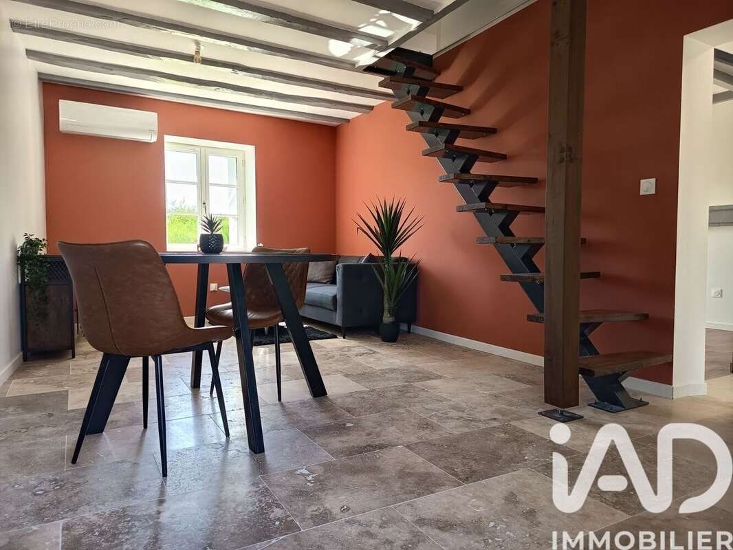 Photo 2 - Maison à CHINON