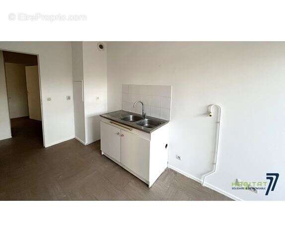 Appartement 69 m² à Magny-Le-Hongre  - photo 8