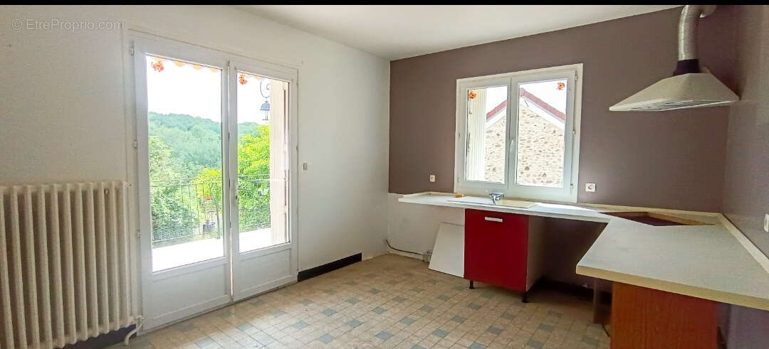 Maison à CHEZY-SUR-MARNE