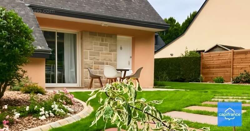 Maison à MONTFORT-SUR-MEU