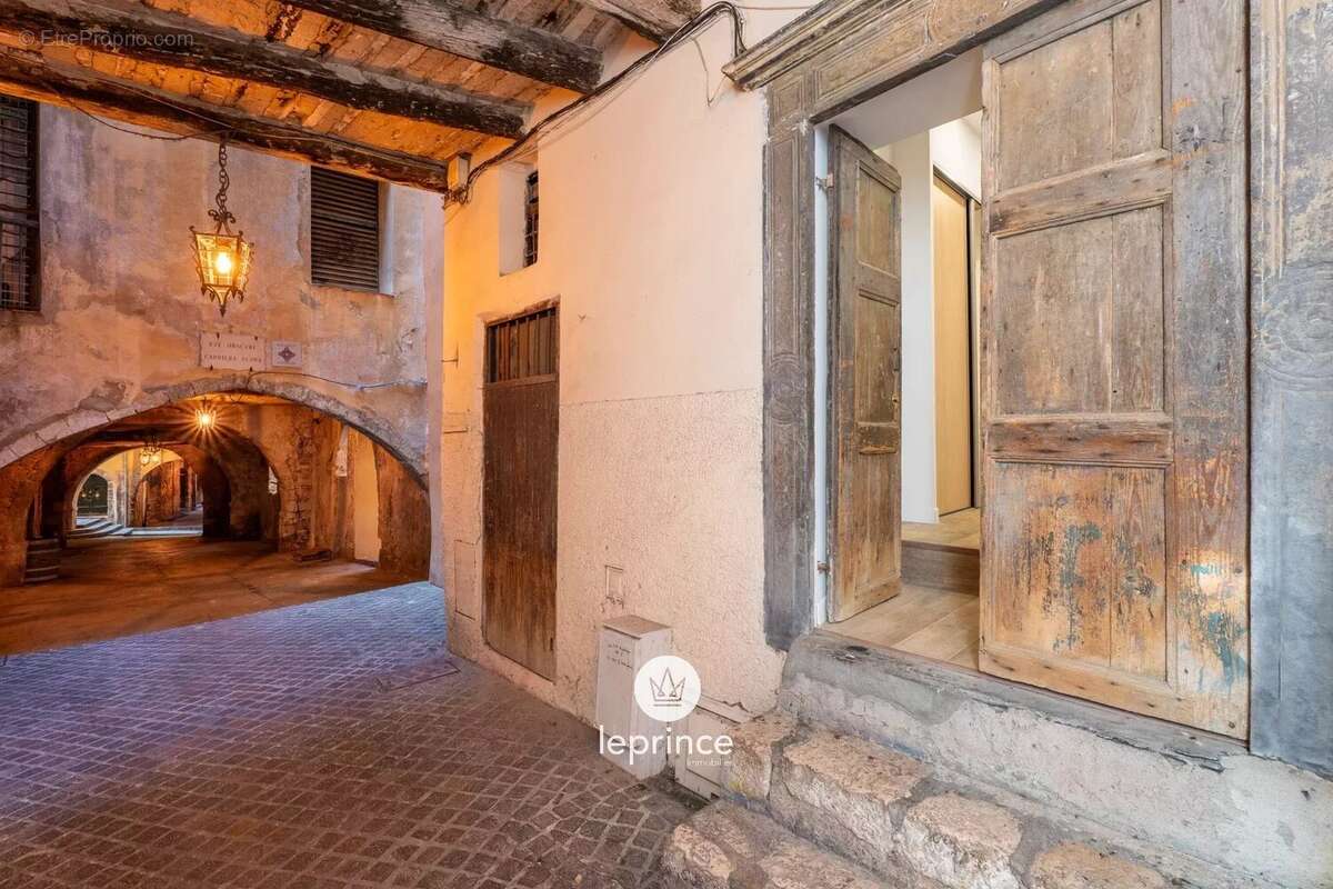 Appartement à VILLEFRANCHE-SUR-MER