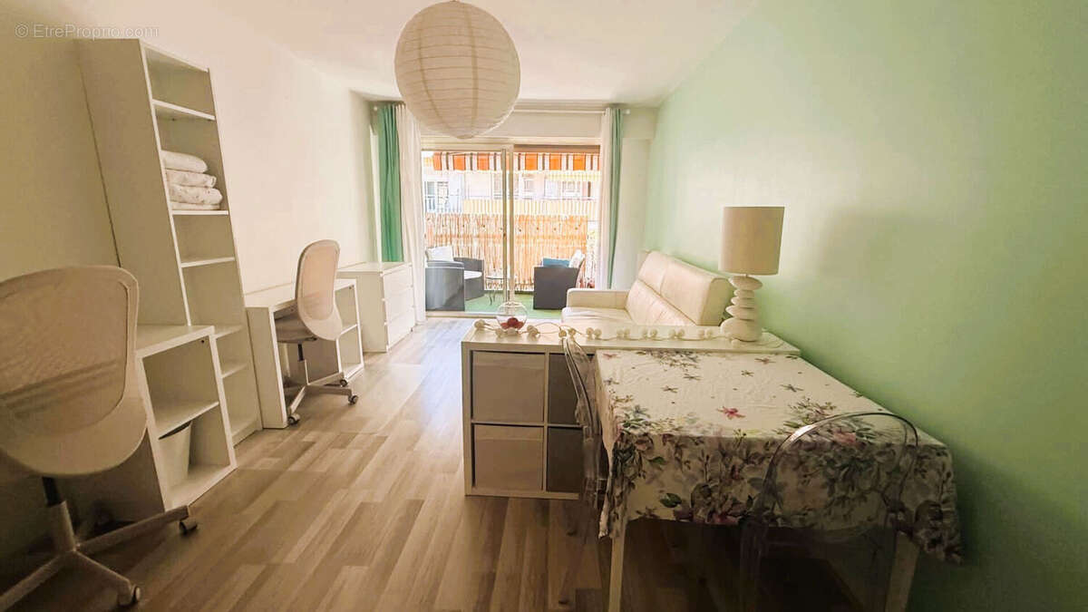 Appartement à NICE