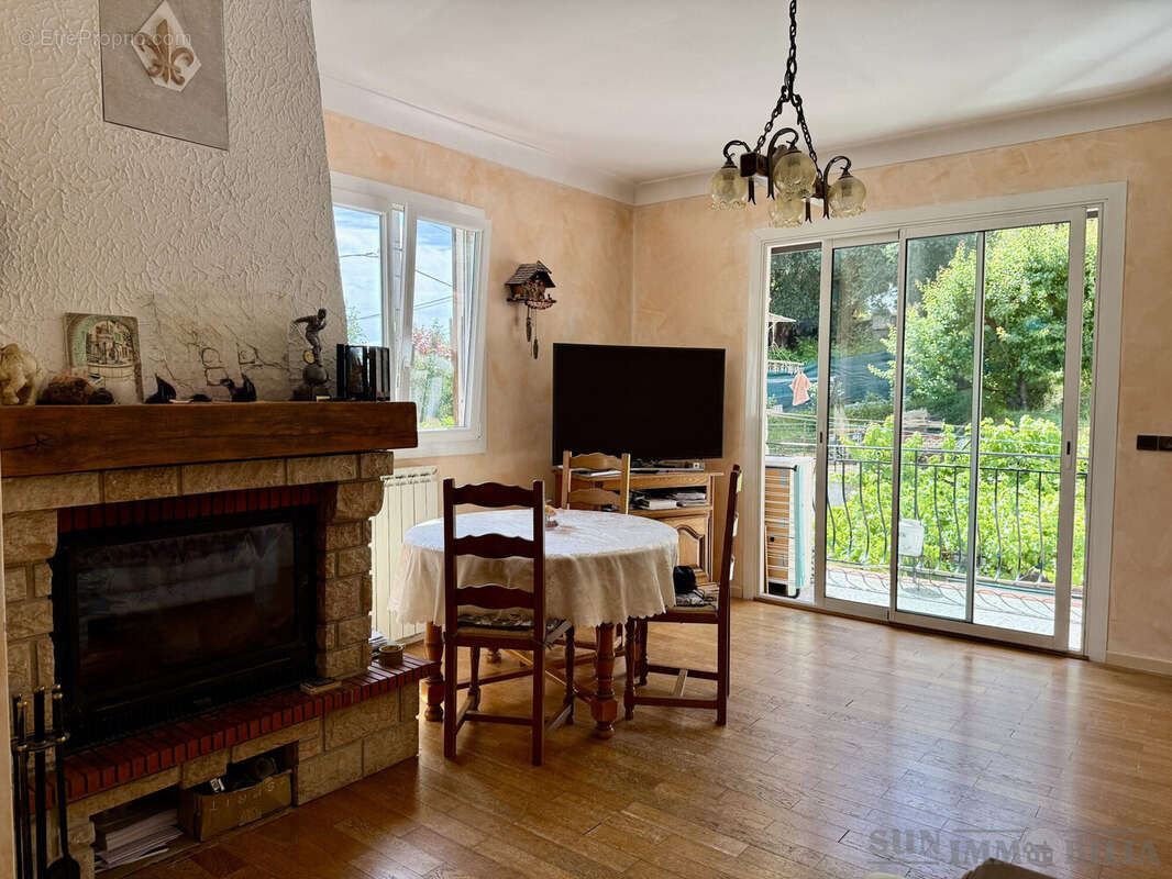 Appartement 87 m² à Saint-Jeannet  - photo 3