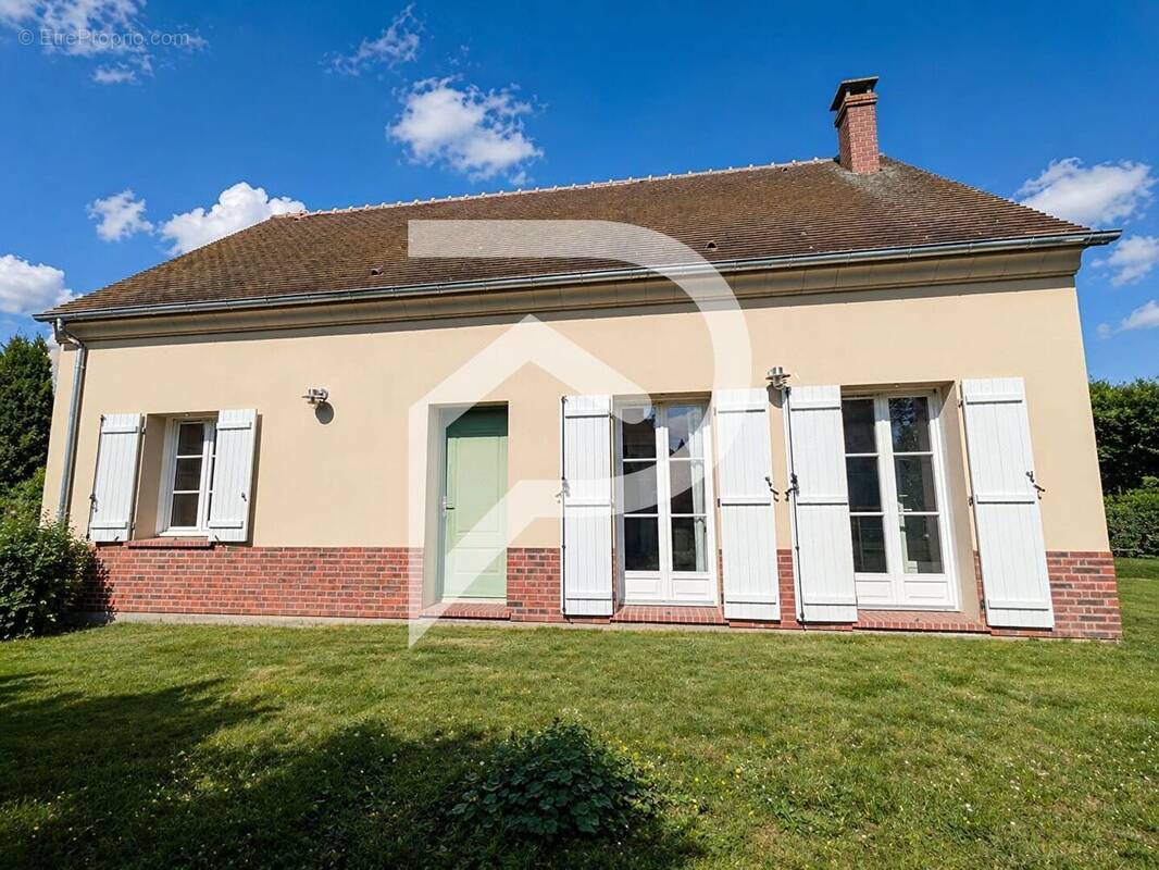Maison à HENONVILLE
