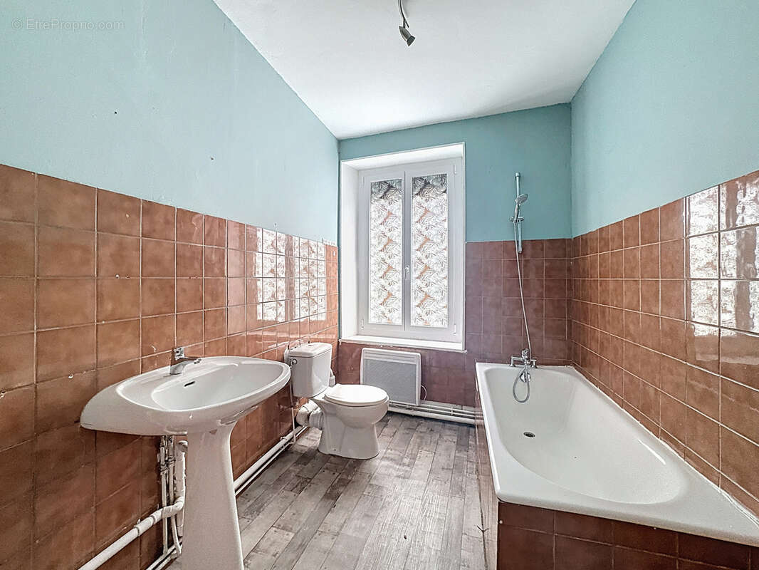 Appartement à CHARLEVILLE-MEZIERES