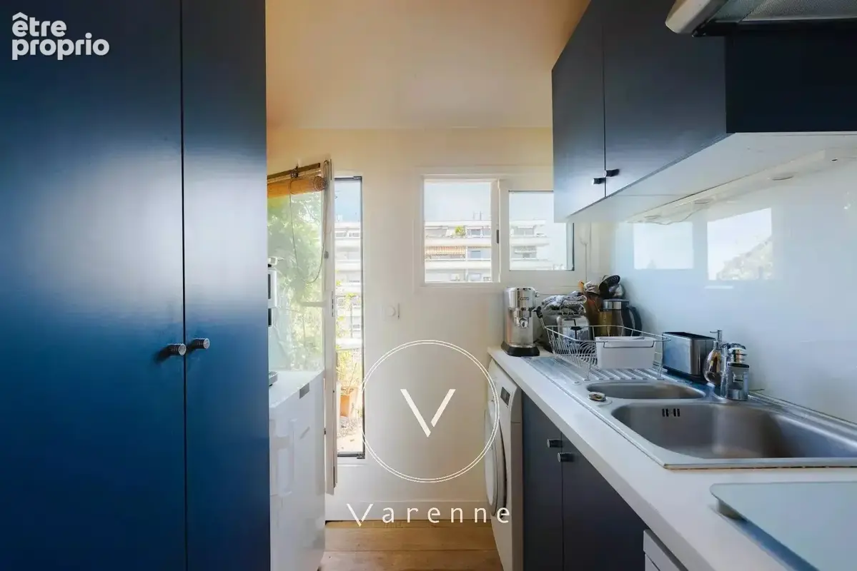A vendre - Paris 5 - 75005 - 45 m² -  Appartement - Jardin des Plantes - Penthouse - Dernier étage avec terrasses et vues panora - photo 8