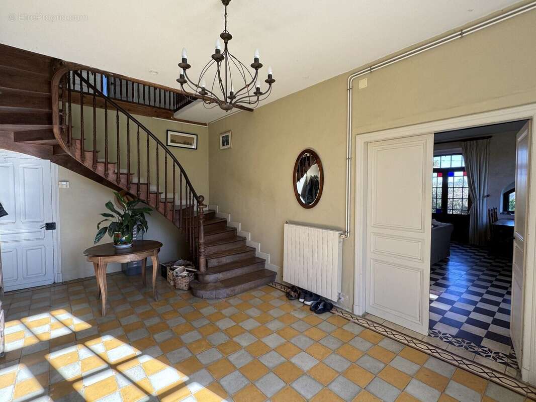 Maison à MADIRAN