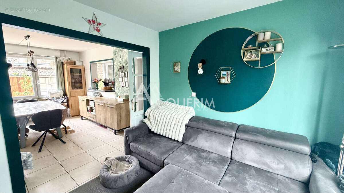 Maison 99 m² à Carvin  - photo 2