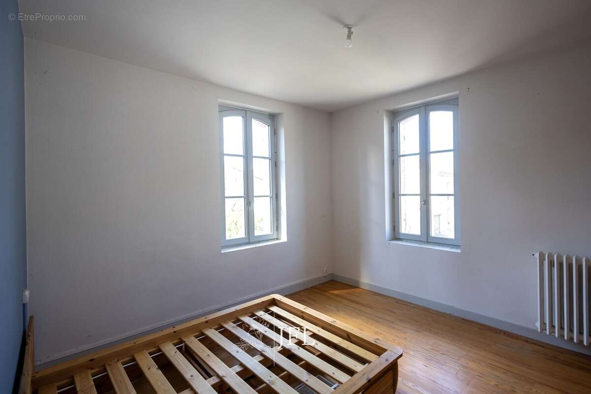 n°4 - Maison à SAINT-CLAR