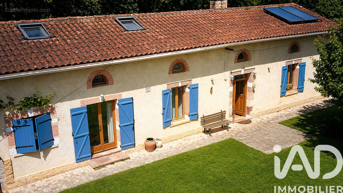 Photo 2 - Maison à LE FOUSSERET