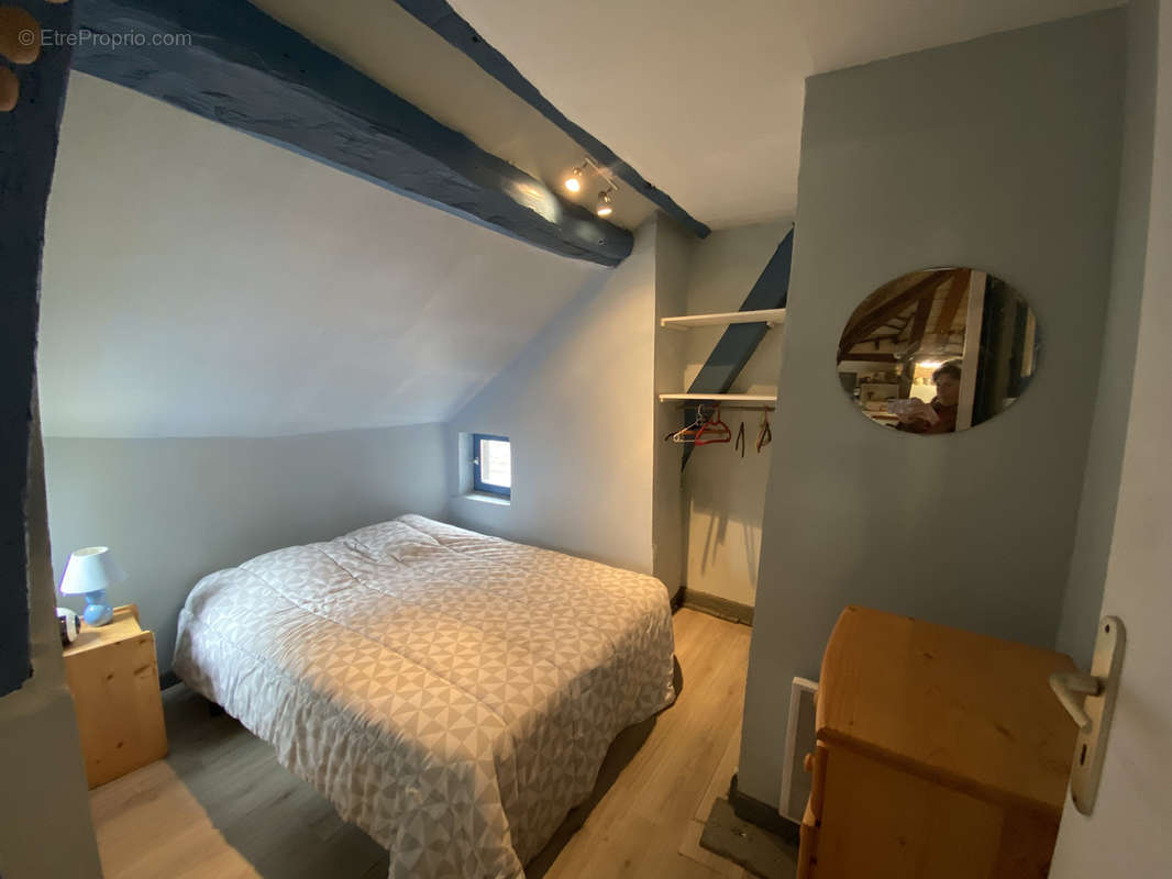 Appartement à BESSE-ET-SAINT-ANASTAISE