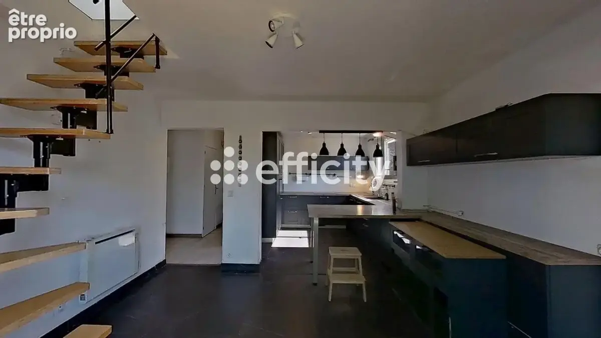Maison 195 m² à Fillinges  - photo 7