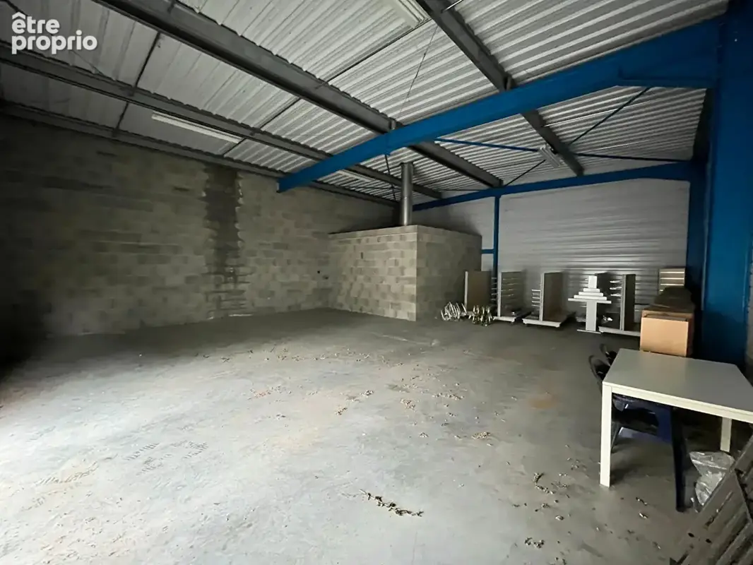 Local commercial et entrepôt de 1 569 m² sur terrain de 2 193 m² Beaurepaire (38270) - photo 10