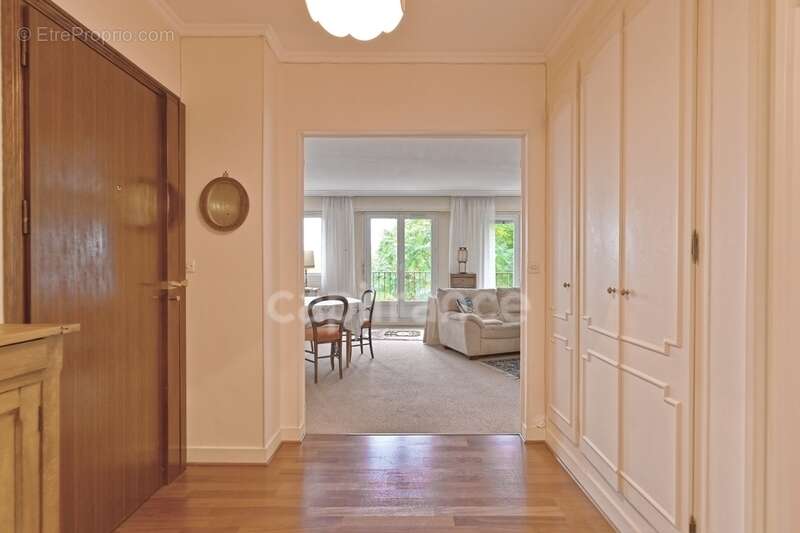 Appartement à MAISONS-LAFFITTE