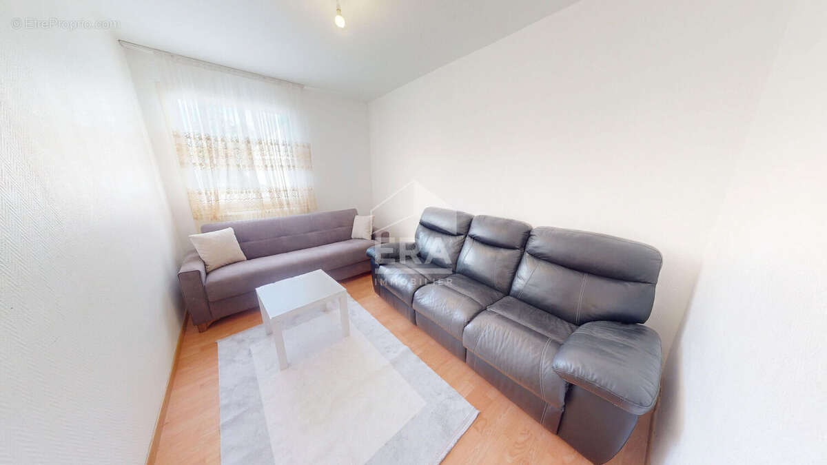 Appartement à LAGNIEU