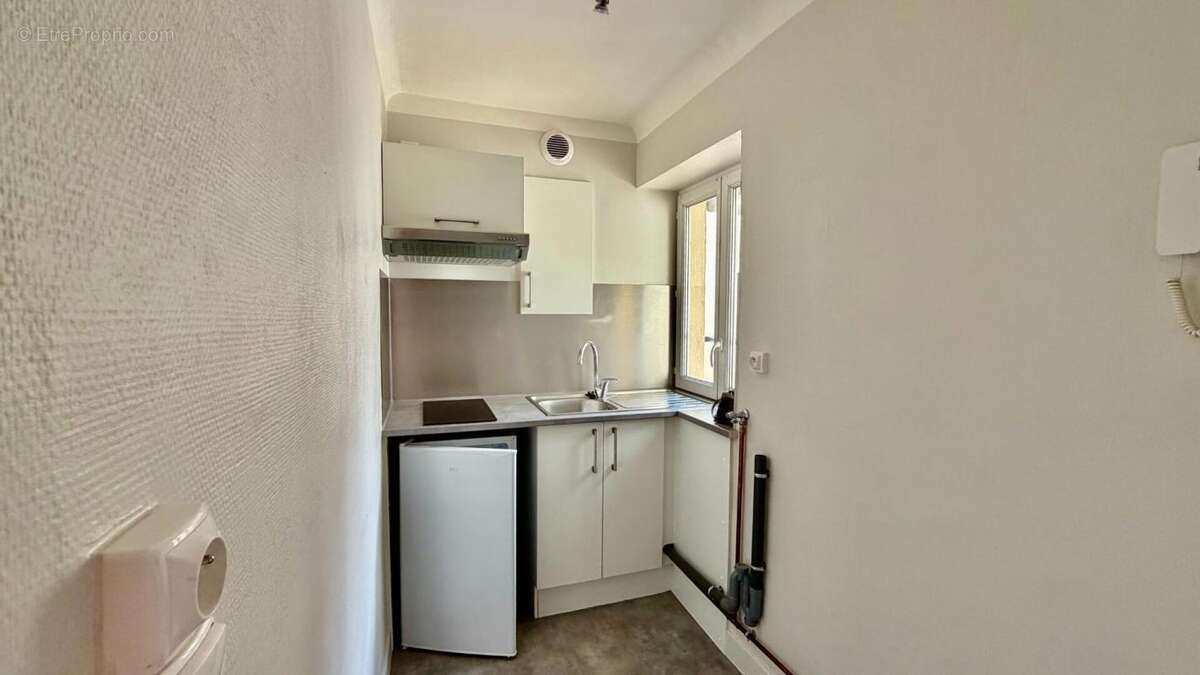 À vendre , Appartement 30 m² entièrement rénové en 2023, Idéal premier achat ou investissement locatif - photo 2