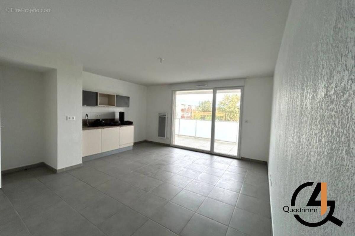 Appartement à JUVIGNAC