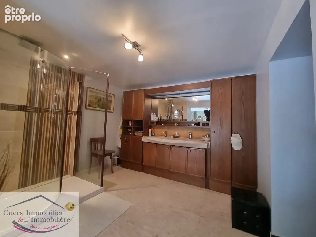 Collobrieres grande propriete de 3 logements avec piscine et garages - photo 14