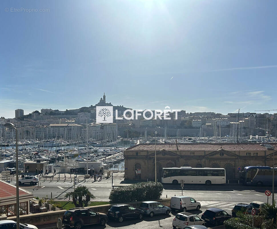 Appartement à MARSEILLE-2E