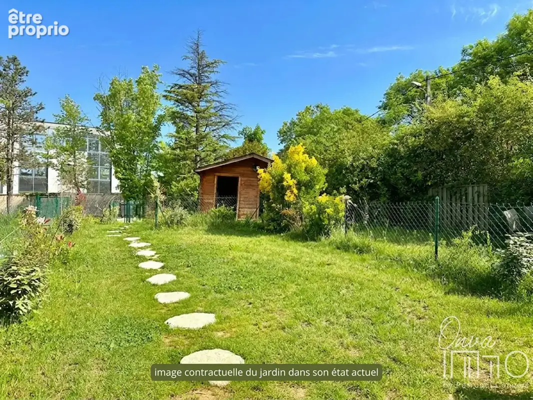 Ecully - Triplex 5 pièces de 133m² rénovée avec jardin de 85m² - photo 5