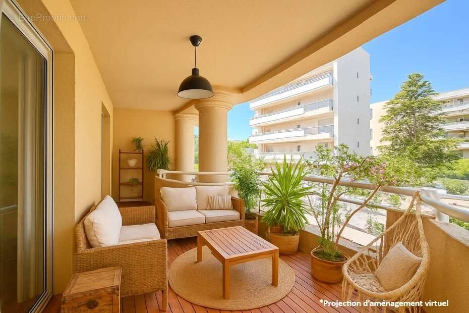 Appartement à CANNES