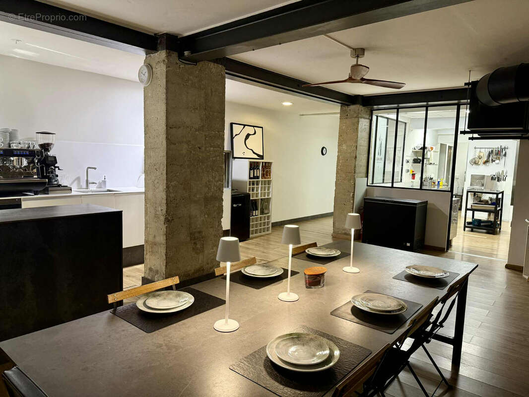 Commerce à CARCASSONNE